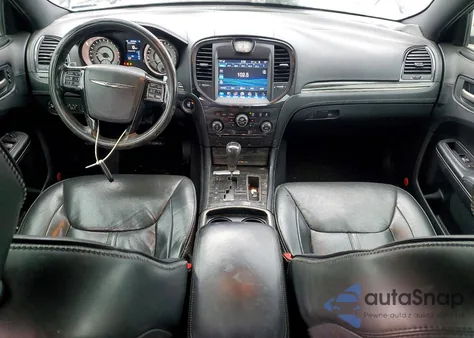 2013 Chrysler 300C Varvatos z USA, uszkodzony, nr VIN 2C3CCADT5DH672642